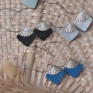 Boucles d’oreilles créoles en acier inoxydable et cuir recyclé LISE