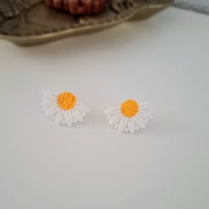 Boucles d’oreilles demi pâquerettes BELINDA