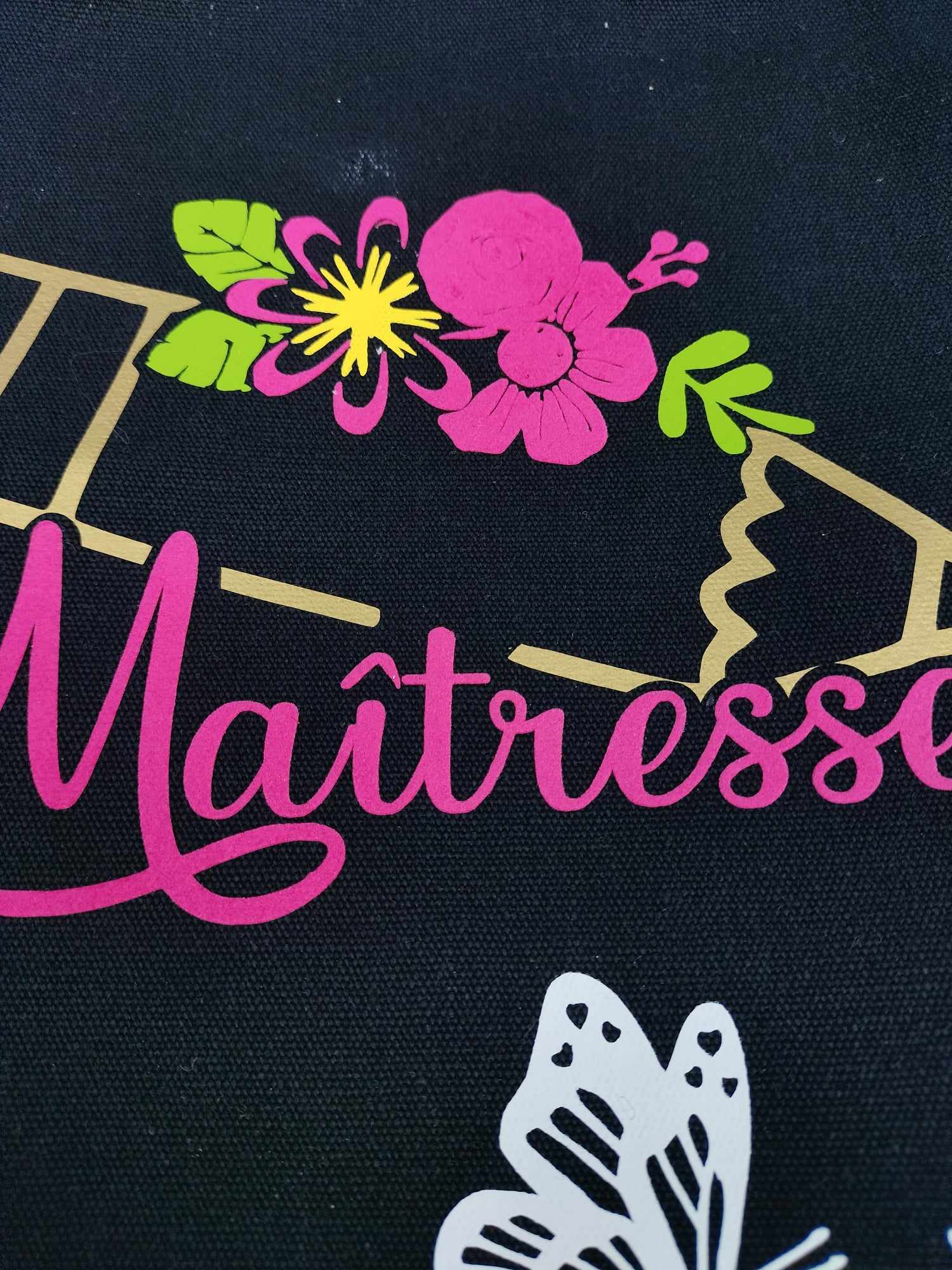 Tote bag maîtresse / Sac cadeau maîtresse / Tote bag personnalisé maîtresse / Cadeau fin d’année scolaire / Sac tissu maîtresse / Tote bag crayon et fleurs / Idée cadeau maîtresse – Image 4