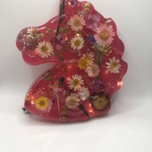 Licorne lumineuse en résine