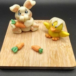 Décoration de Pâques – Lapin gourmand et poussin craquant