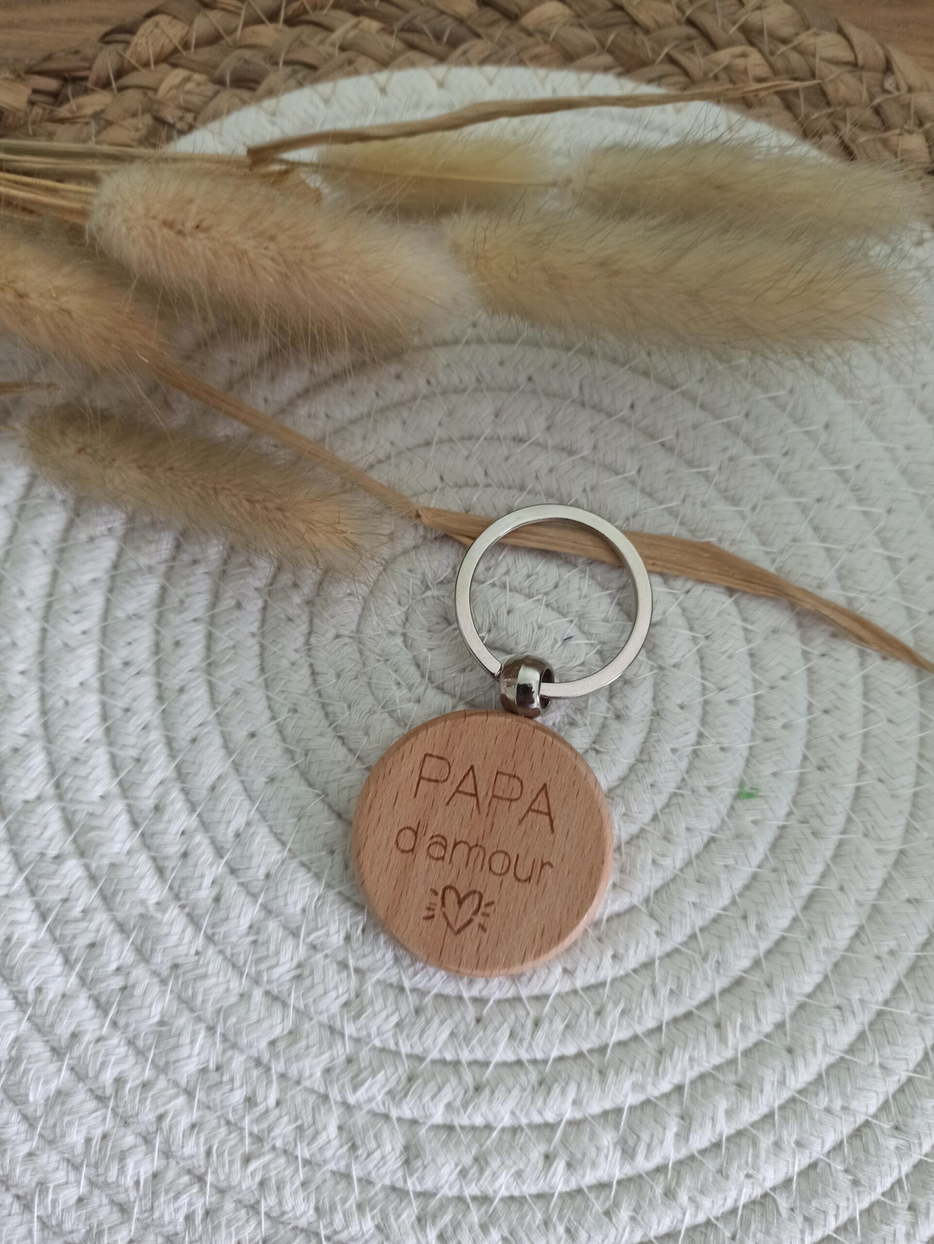 Porte-clé personnalisé Fête des Pères Gravé – Cadeau original en bois – Idée cadeau enfant – Fait main – Image 2