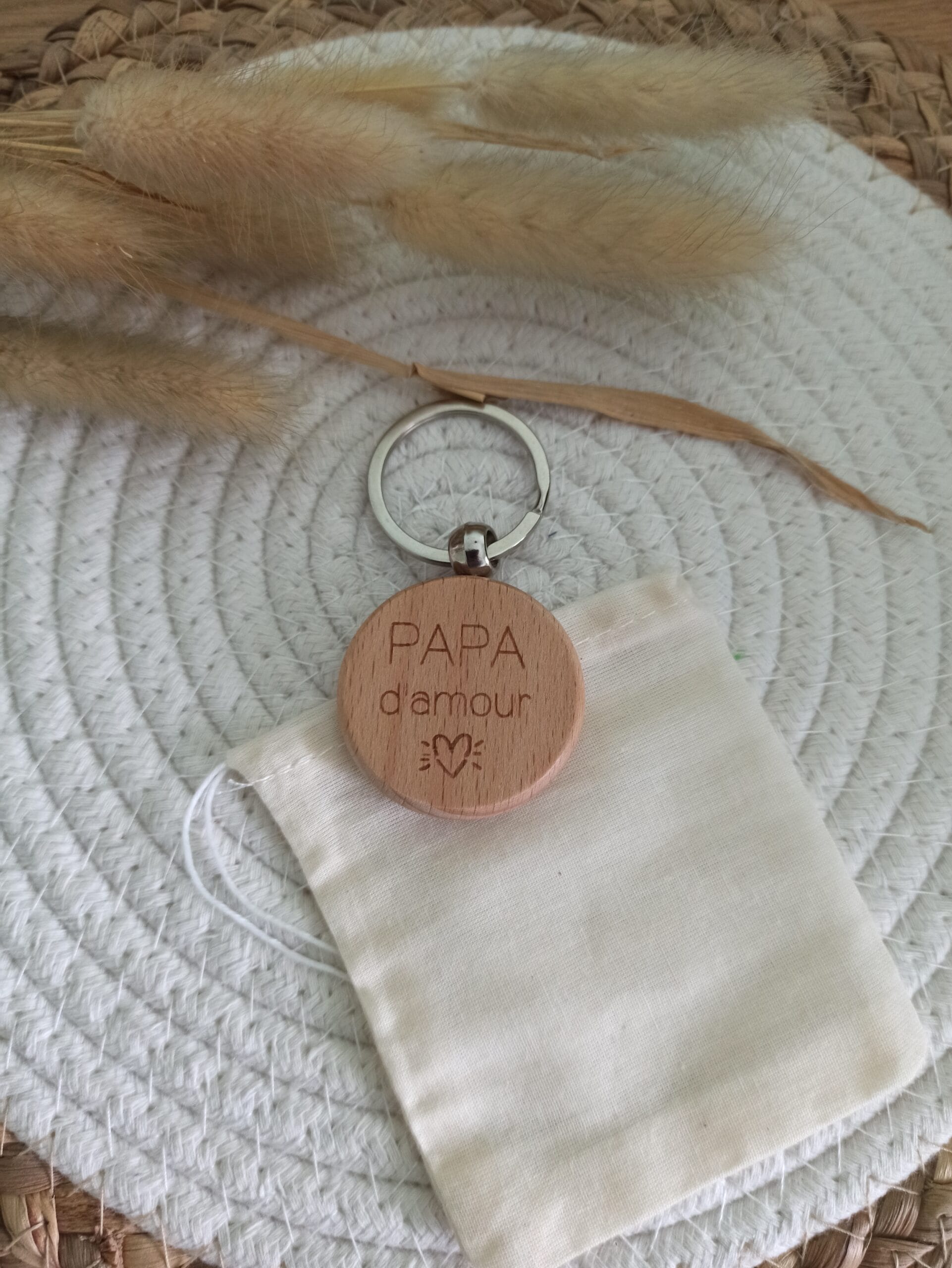 Porte-clé personnalisé Fête des Pères Gravé – Cadeau original en bois – Idée cadeau enfant – Fait main – Image 4