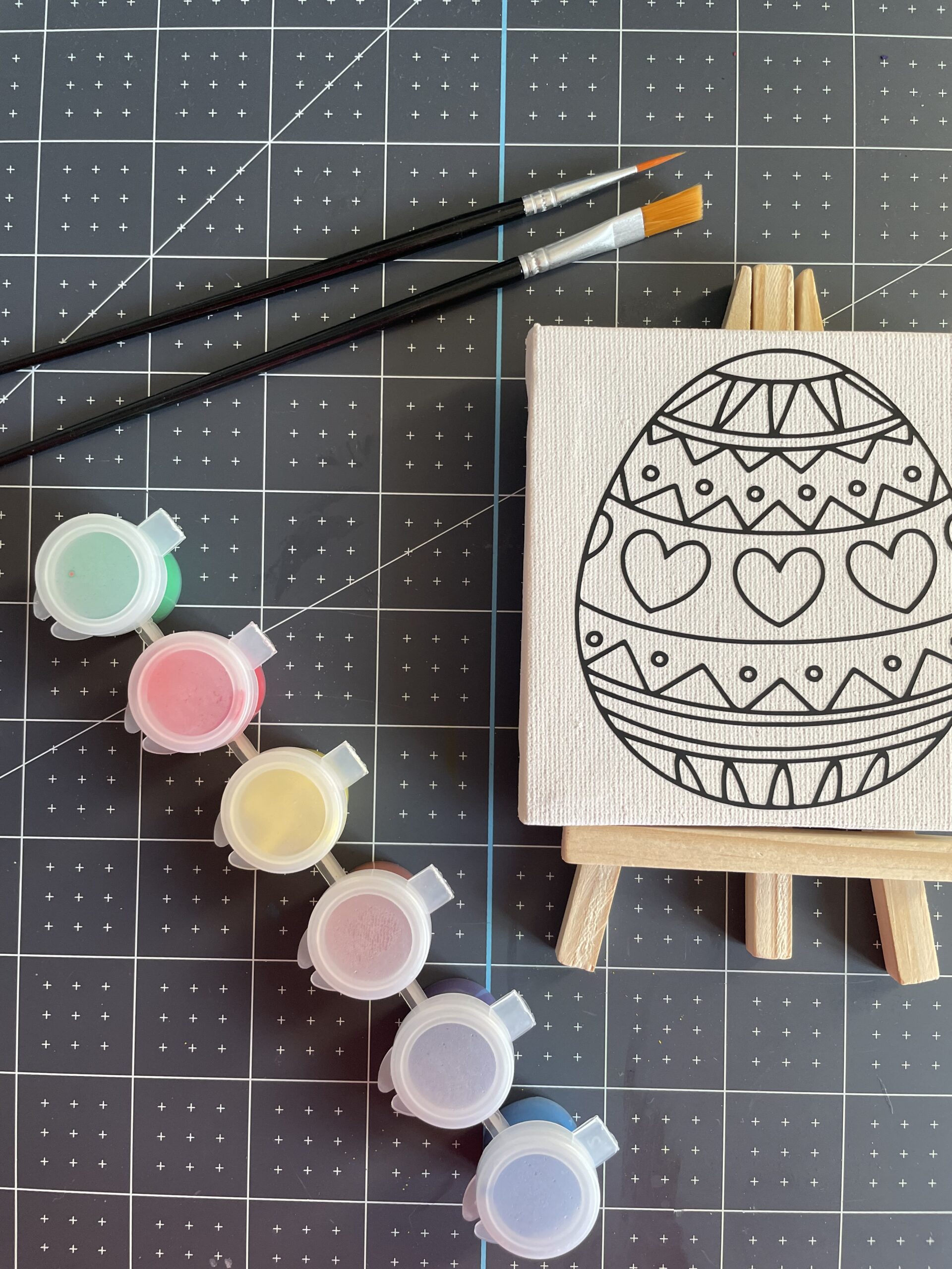 Kit créatif enfant Pâques – Toile à peindre 9.5×9.5 cm – Activité manuelle dès 6 ans – Peinture avec pinceaux et couleurs – DIY Bricolage enfant