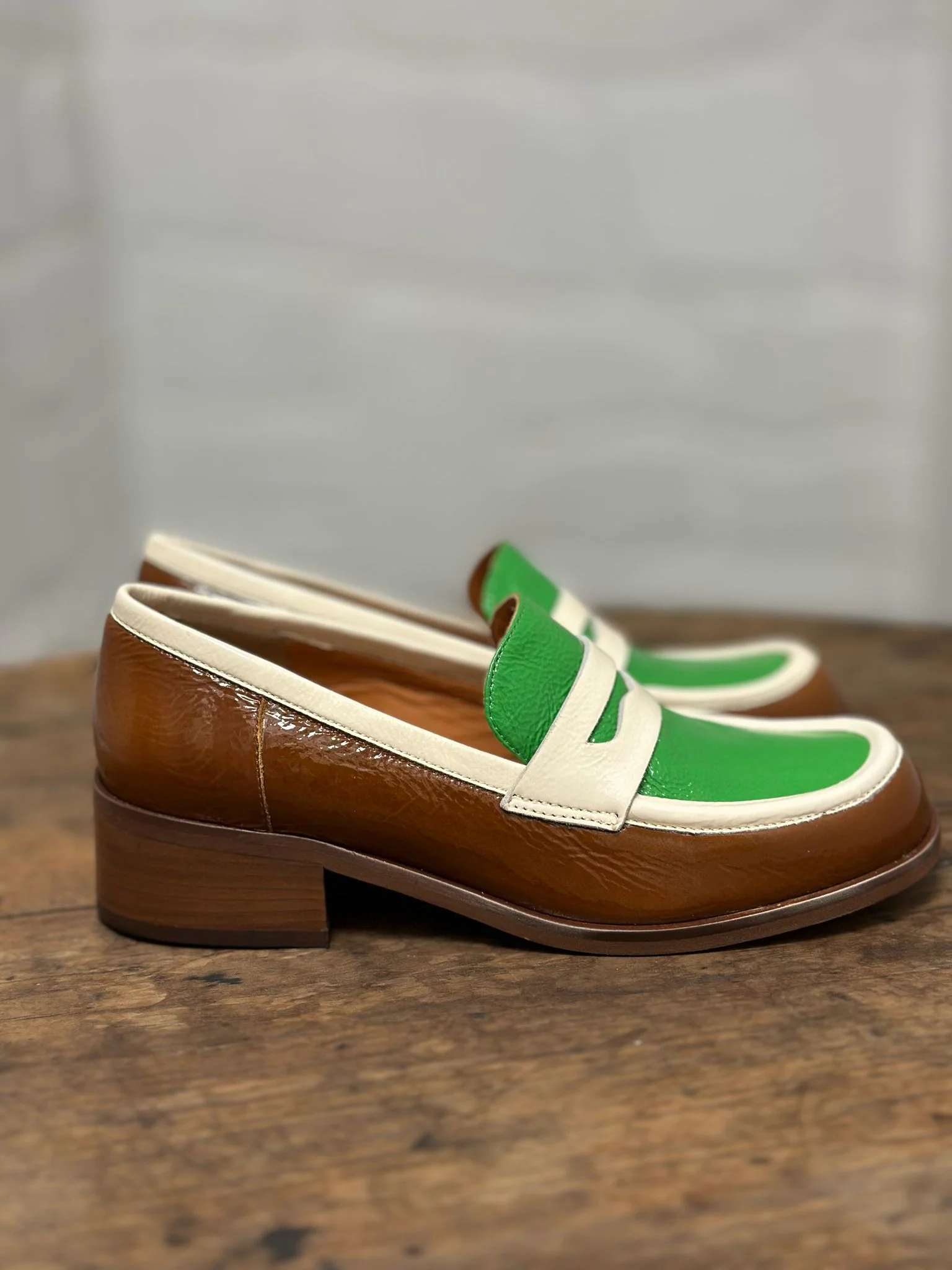 Mocassins LES VENUES Femme vert et marron