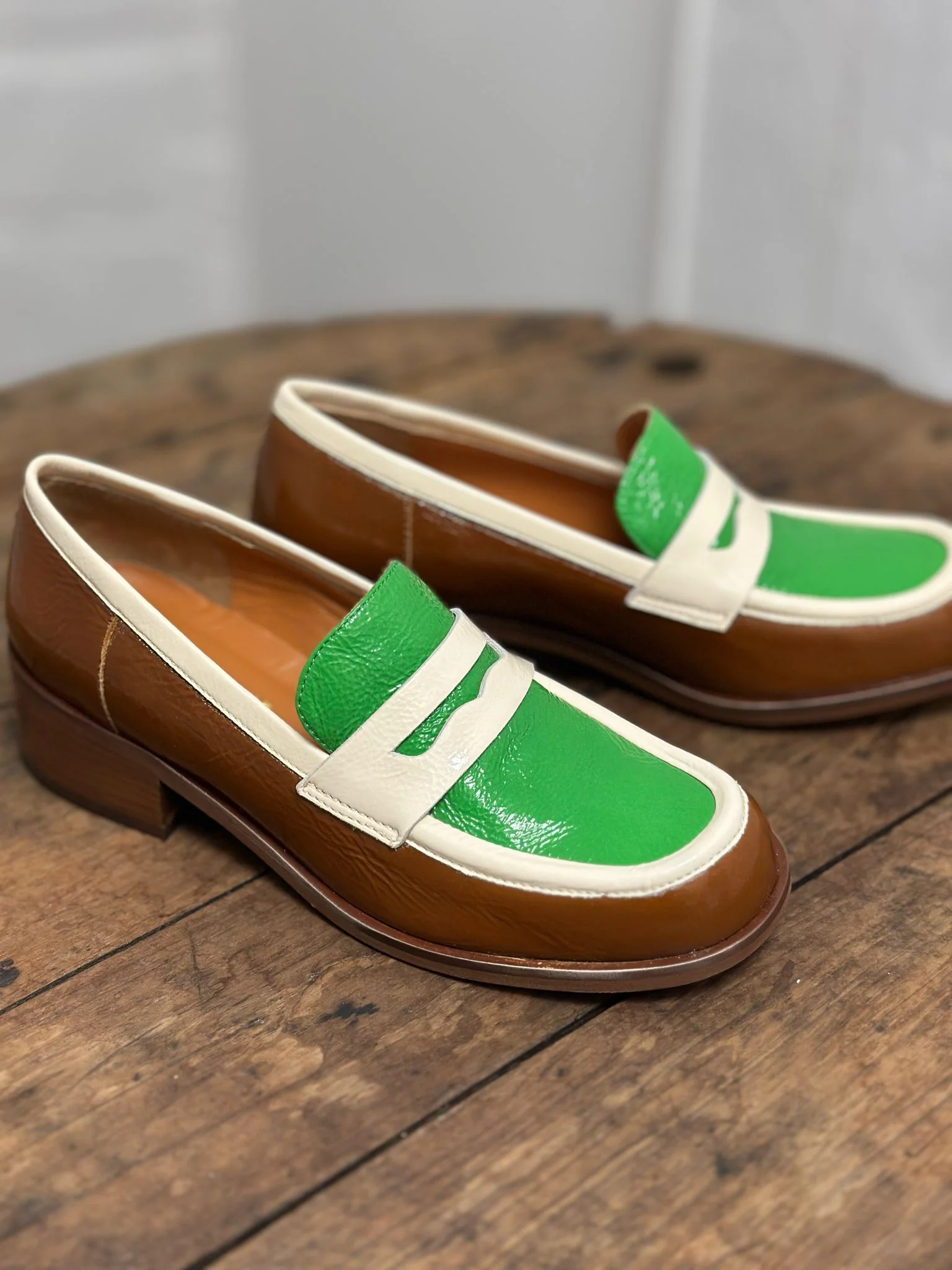 Mocassins LES VENUES Femme vert et marron – Image 7