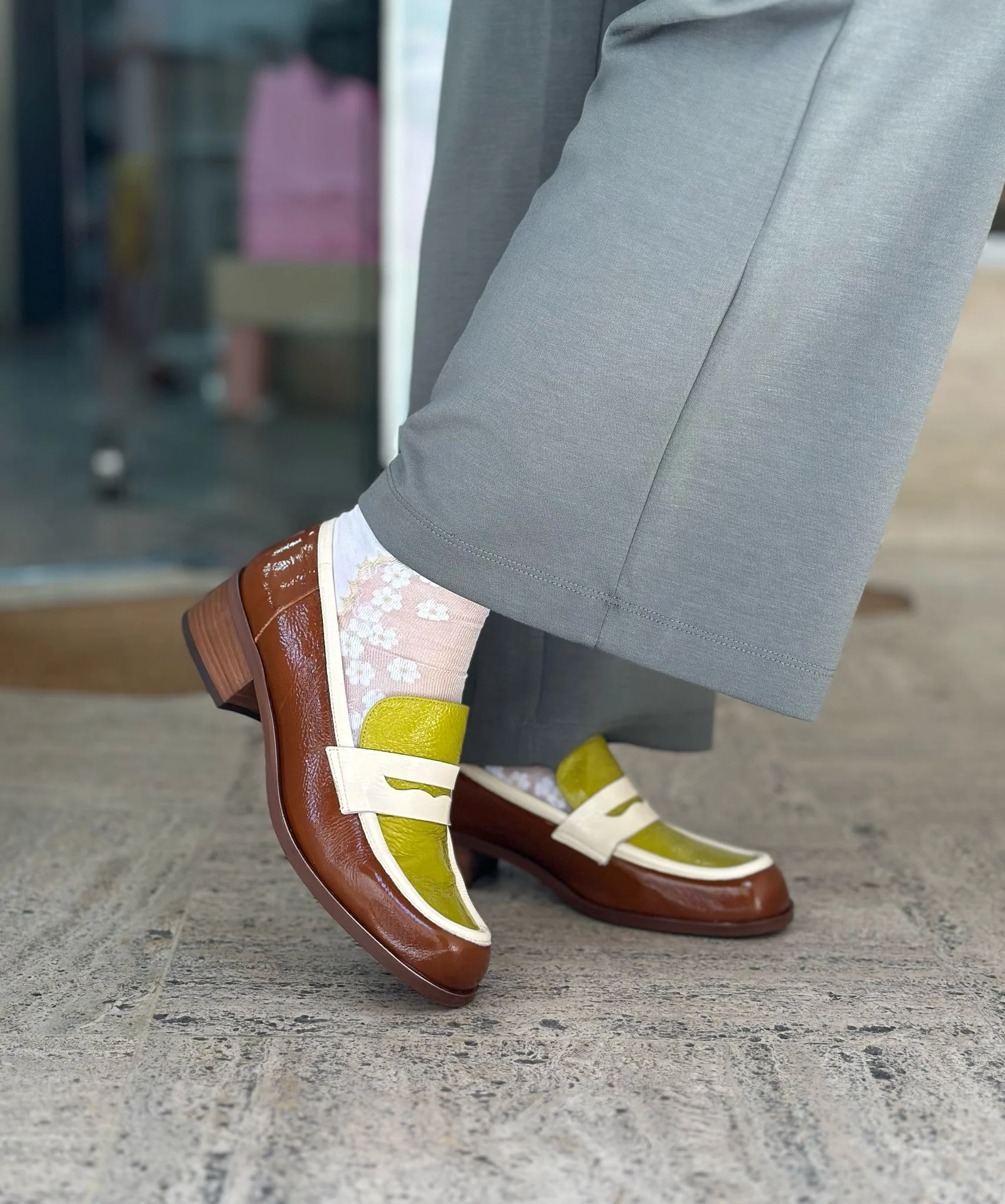 Mocassins LES VENUES Femme vert/jaune et marron – Image 8