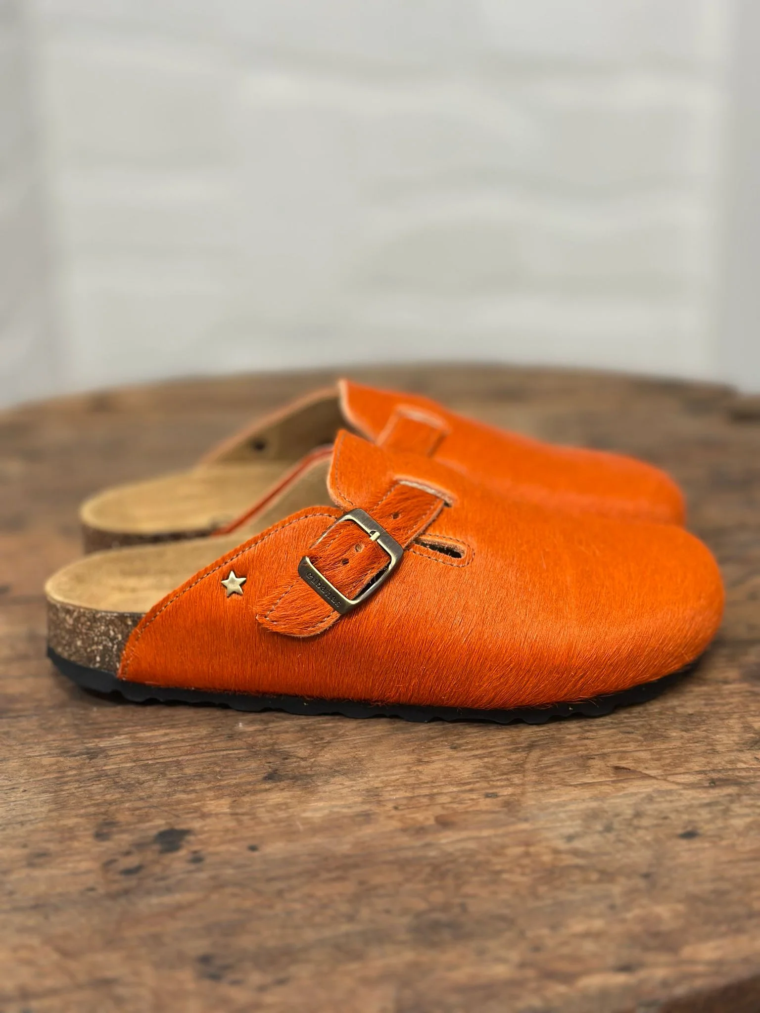 Mules/sabot CUBANAS Poilus orange femme