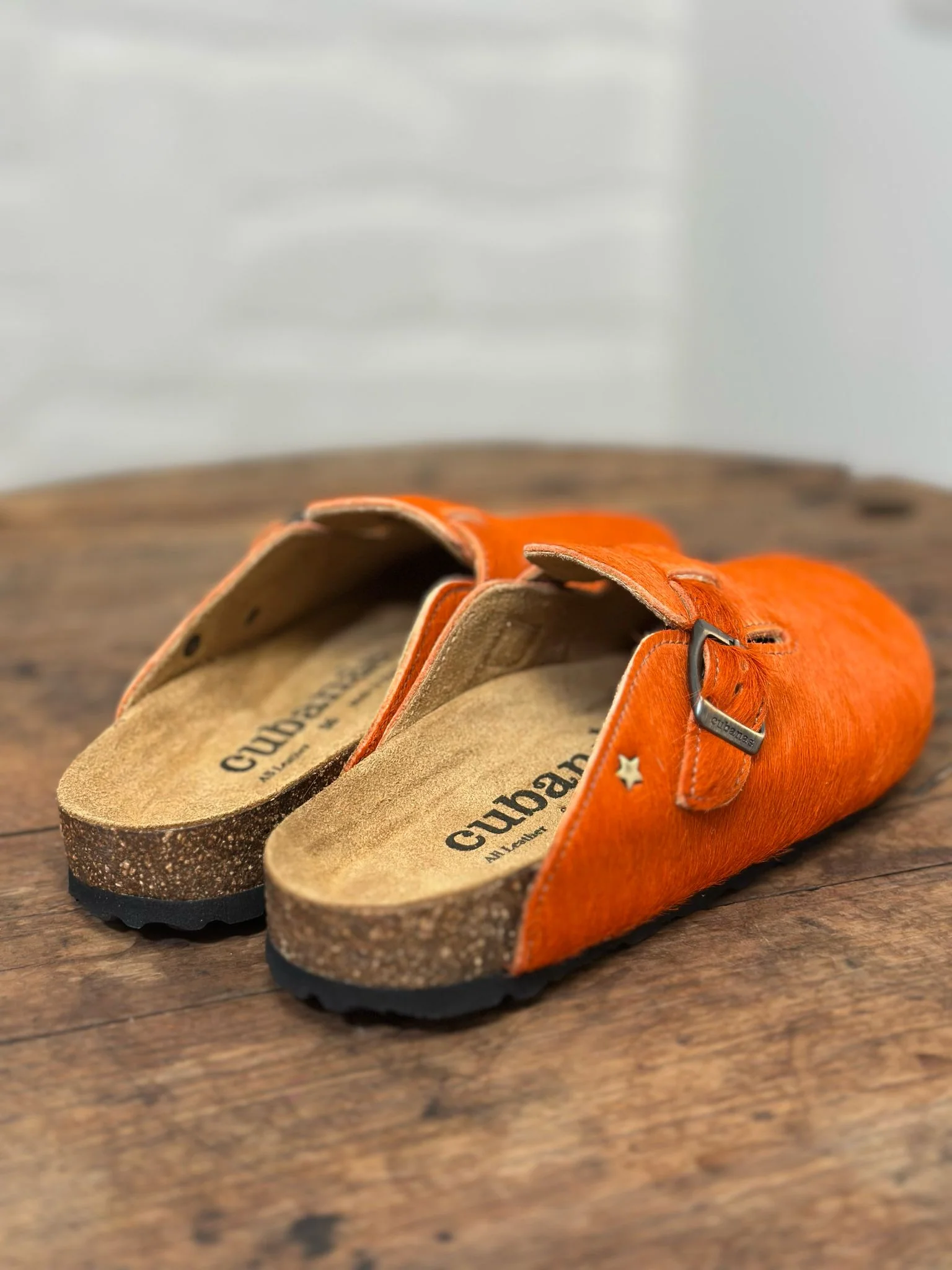 Mules/sabot CUBANAS Poilus orange femme – Image 6