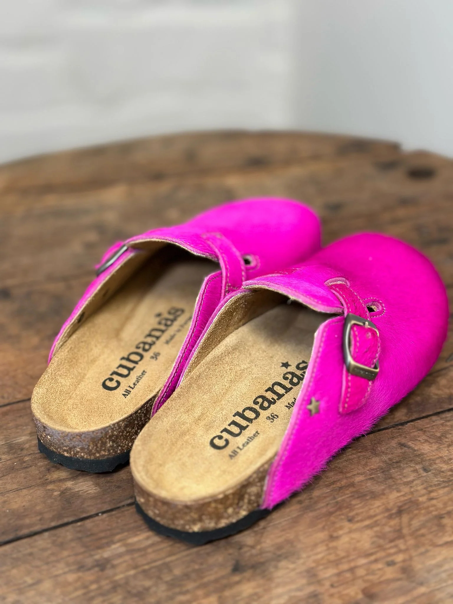 Mules/sabot CUBANAS Poilus rose fuchsia femme – Image 6