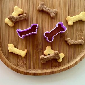 Emporte-pièces chien teckel et son os