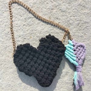 mini sac macramé / porte-monnaie femme fait main / sac soirée mariage / sac élégant / cadeau original / sac macramé enfant / accessoire mariage / sac pratique et léger / porte-clé violet turquoise / idée cadeau unique