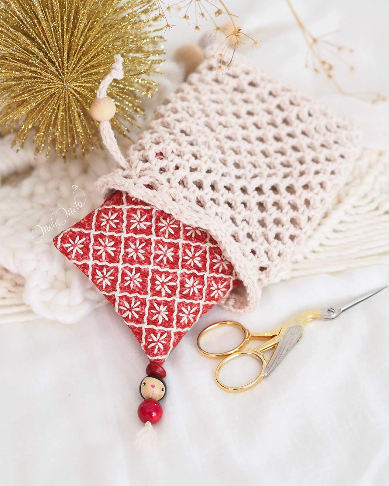 Coussin sashiko aimanté porte-aiguilles #3 Rouge – Image 4